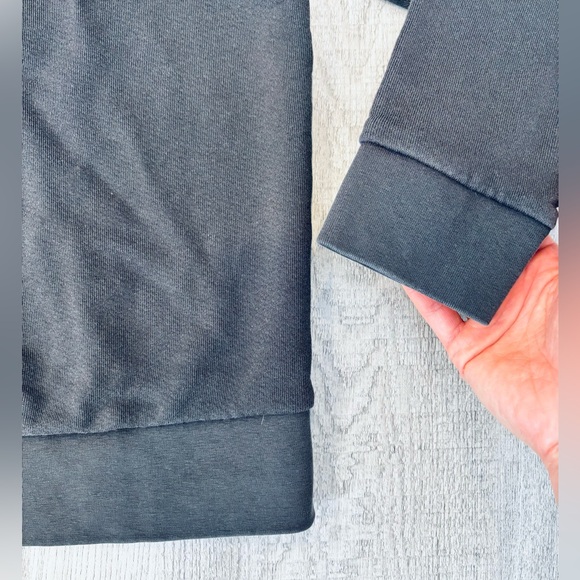 Anthropologie | Sol Angeles Black Gray Chic' Sweatshirt Medium - Picture 5 of 7